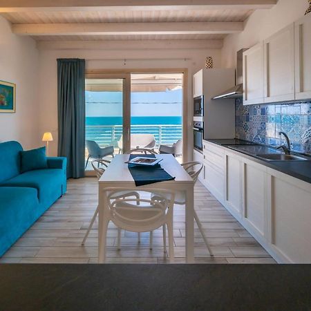 Luci Apartment Sea Beach Авола Экстерьер фото
