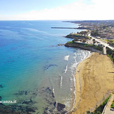 Luci Apartment Sea Beach Авола Экстерьер фото