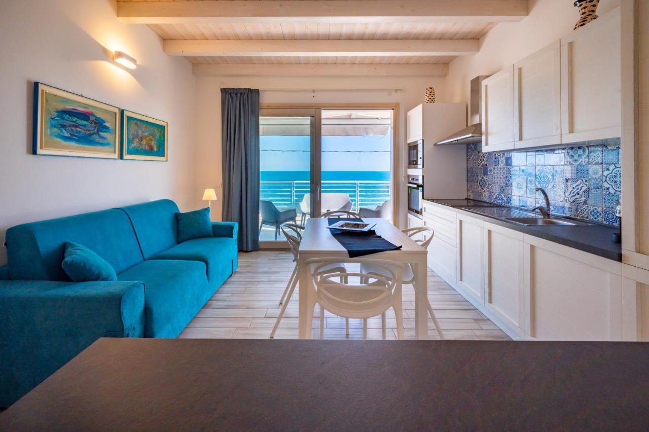 Luci Apartment Sea Beach Авола Экстерьер фото