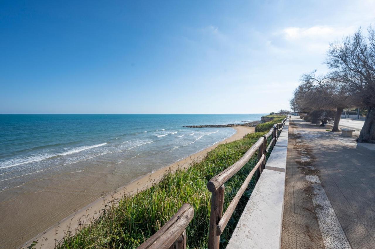 Luci Apartment Sea Beach Авола Экстерьер фото
