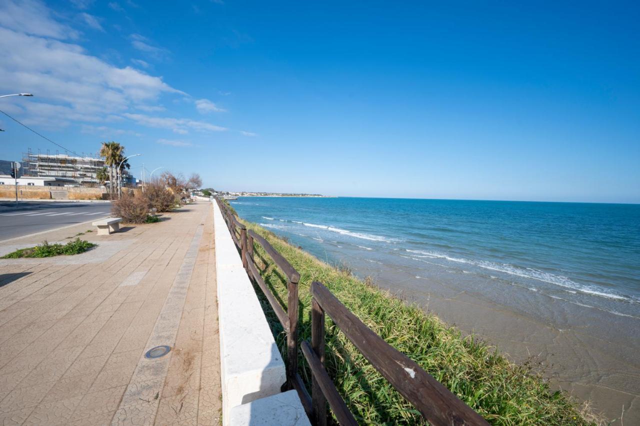 Luci Apartment Sea Beach Авола Экстерьер фото