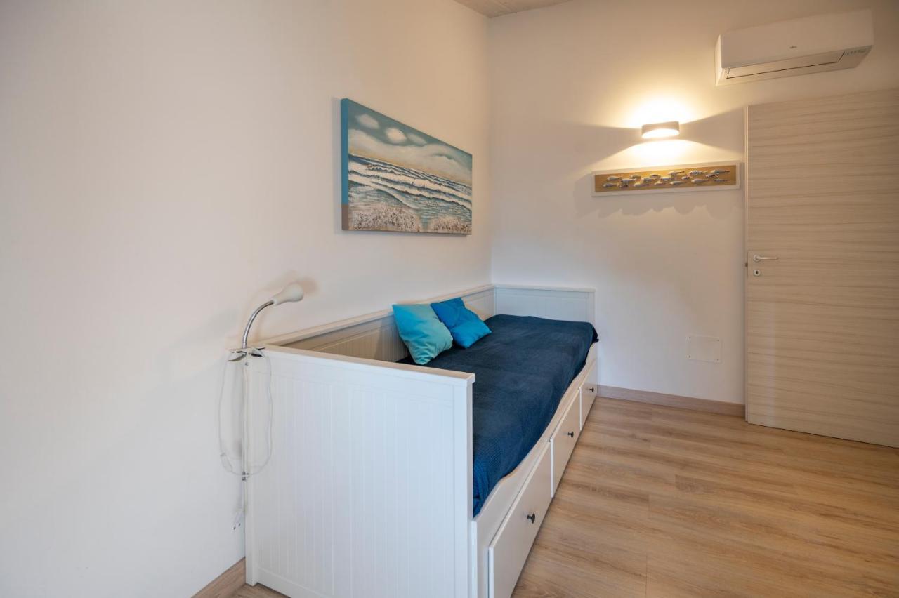 Luci Apartment Sea Beach Авола Экстерьер фото
